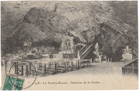 Intérieur de la grotte